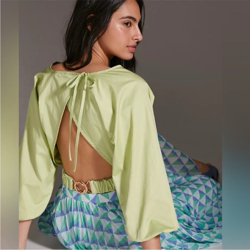 Anthropologie aureta open back cropped lime green top